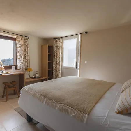 Nocleg ze śniadaniem Les Terrasses De La Borie 3*