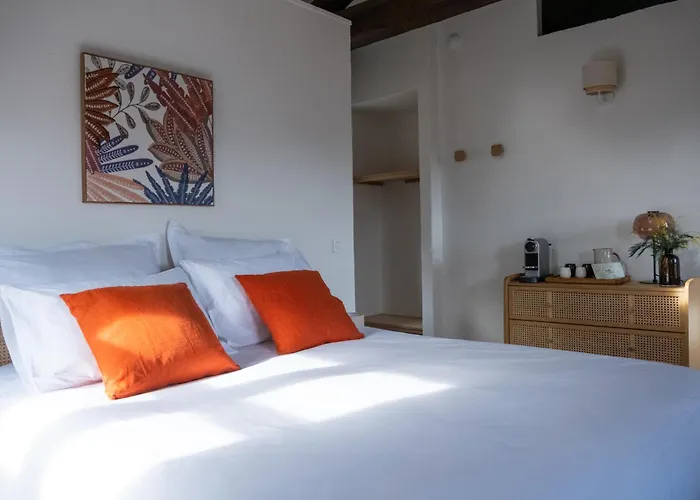Les Terrasses De La Borie Bed & Breakfast 3*